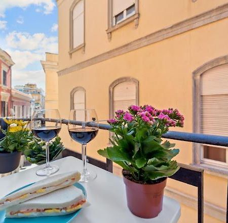 Hometolove Marina Cagliari Exterior foto